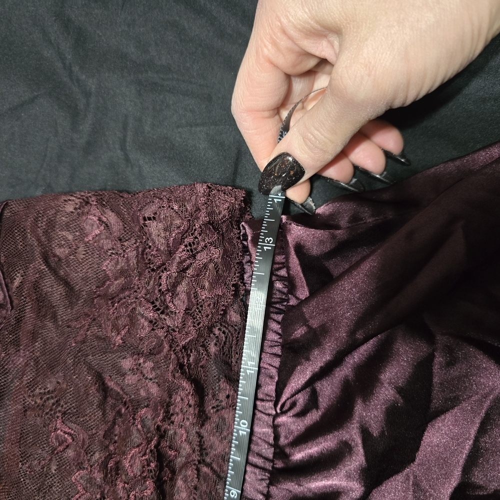 La Senza Satin Lace Sleep Set - Picture 3 of 3